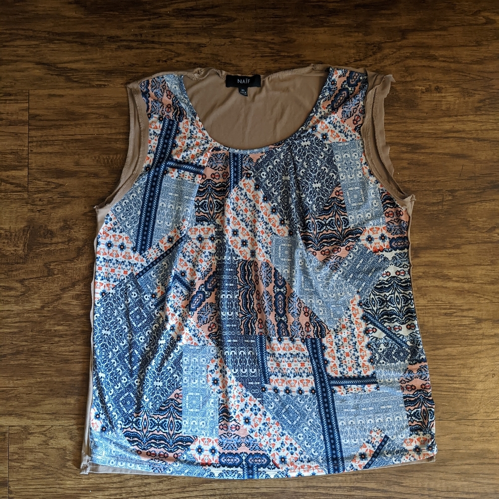 Naif Sleeveless Printed Top